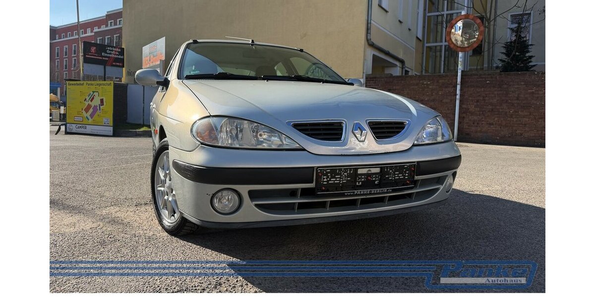Renault Megane 1.4 16V RXE*09/27TÜV*Rost*Allwetter* 152.300 km 1.990 &euro; Berlin 13187