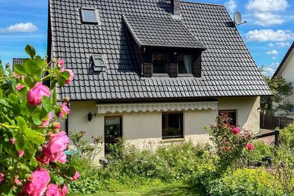 Haus Porta Westfalica - 7 Zimmer, 119 m&sup2;, 210.000&euro; | Angebot:26998593