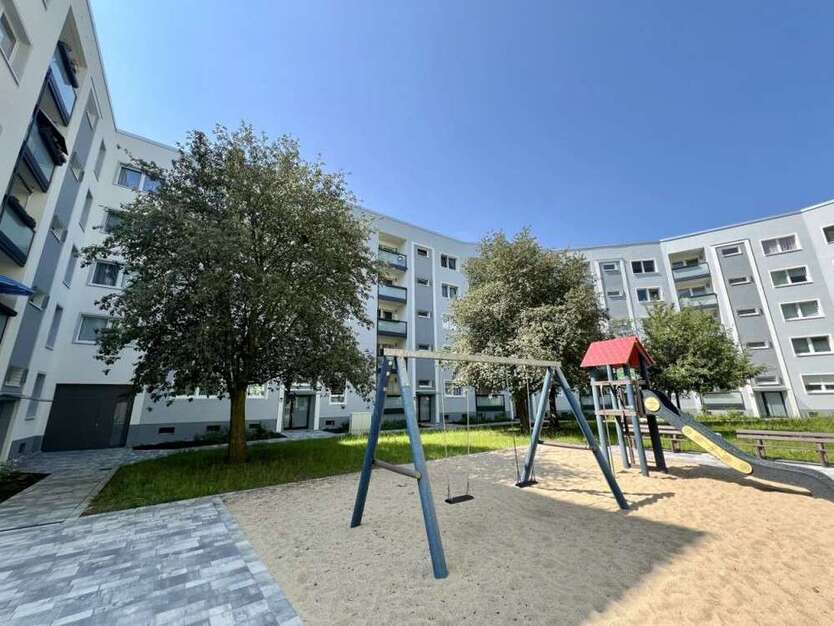 Wohnung zum Mieten in Mühlhausen 422,78 € 66.06 m²