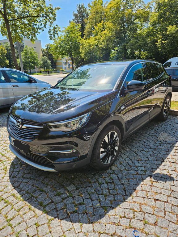 Opel Grandland (X) 148.000 km 11.490 € München 80995