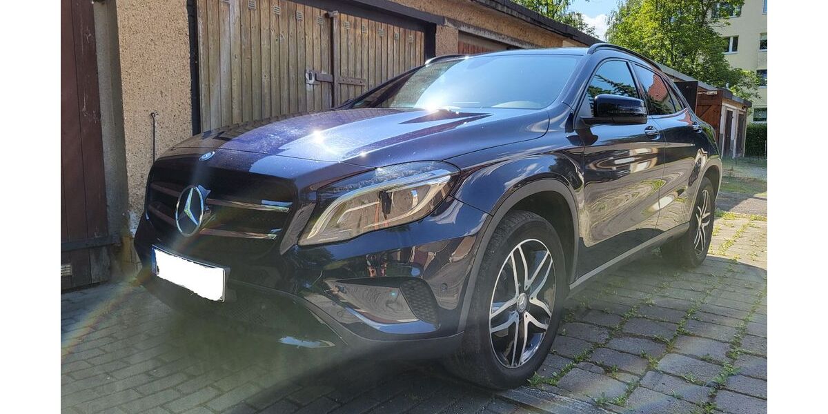 Mercedes-Benz GLA 200 77.000 km 16.700 &euro; Bad Lausick 04651
