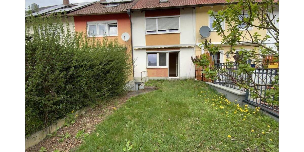 Reihenmittelhaus Schwandorf - 5 Zimmer, 95 m&sup2;, 165.000&euro; | Angebot:26358779
