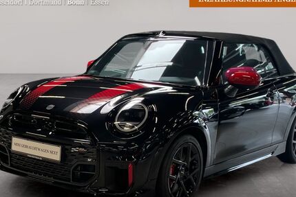 Mini John Cooper Works Cabrio 2.482 km 41.990 &euro; Bonn 53119