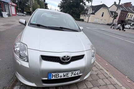 Toyota Auris 177.000 km 2.800 &euro; Bremen 28759