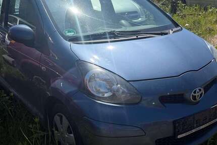 Toyota Aygo 216.853 km 1.150 &euro; Singen 78224