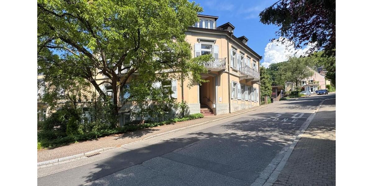 Erdgeschoßwohnung Badenweiler - 5 Zimmer, 181 m&sup2;, 468.000&euro; | Angebot:27007608