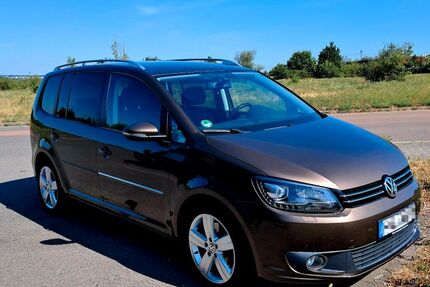 VW Touran 125.000 km 10.000 &euro; Halle 06130