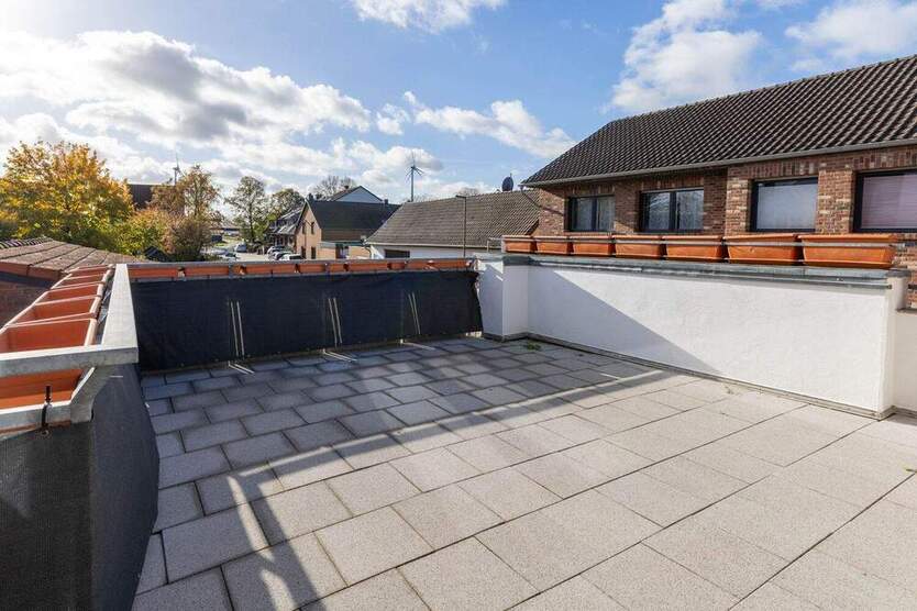 Gemütlich, hell und großzügig! Tolle Eigentumswohnung in Hoisten! 5 zimmer