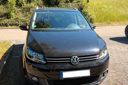 VW Touran 169.000 km 9.200 &euro; Künzelsau 74653