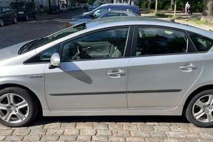 Toyota Prius 104.000 km 8.800 &euro; Berlin, Stadt 10407