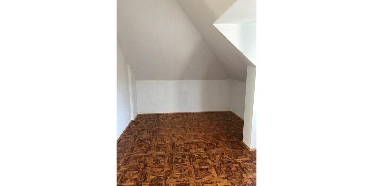 Dachgeschoßwohnung Potsdam Babelsberg - 2 Zimmer, 101 m&sup2;, 1.400&euro; | Angebot:26251006