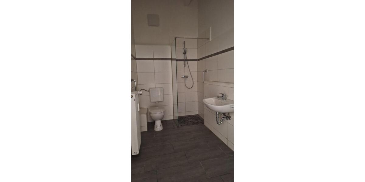 Erdgeschoßwohnung Görlitz - 2 Zimmer, 65 m&sup2;, 371&euro; | Angebot:26665624
