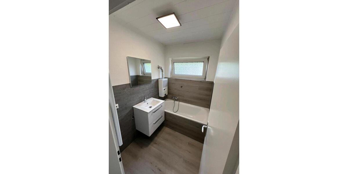 Etagenwohnung Kaiserslautern Bahnheim - 3 Zimmer, 80 m&sup2;, 245.000&euro; | Angebot:27085189