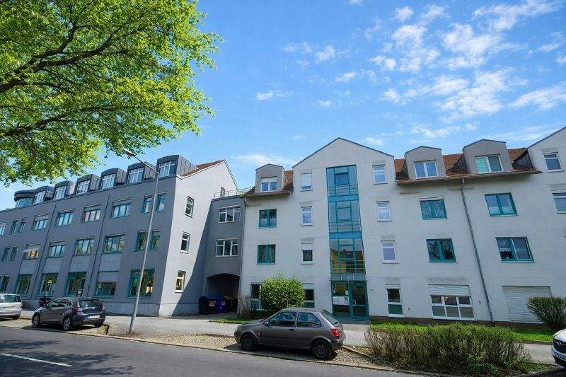 Etagenwohnung Dresden Niedersedlitz - 3 Zimmer, 73 m&sup2;, 160.000&euro; | Angebot:25601124