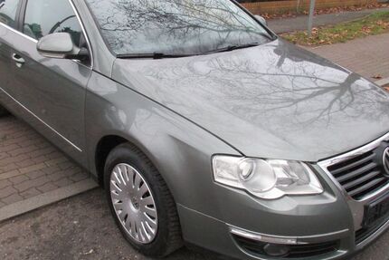 VW Passat 217.000 km 2.650 &euro; Berlin 12357