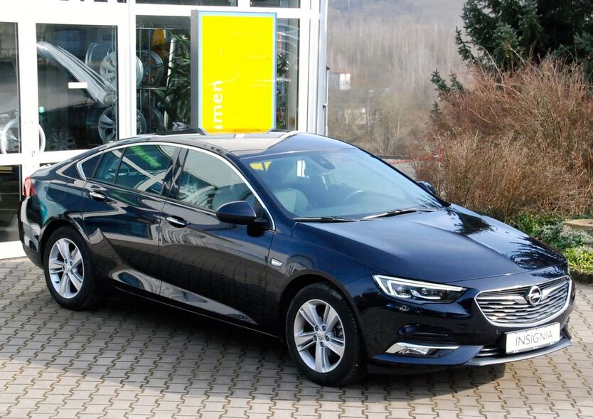 Opel Insignia 53.600 km 14.750 € Dornburg - Camburg 07774