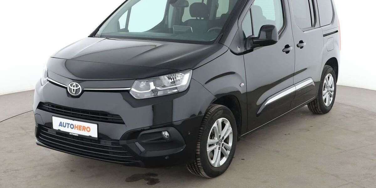 Toyota Proace City 24.318 km 25.500 &euro; Berlin 14059