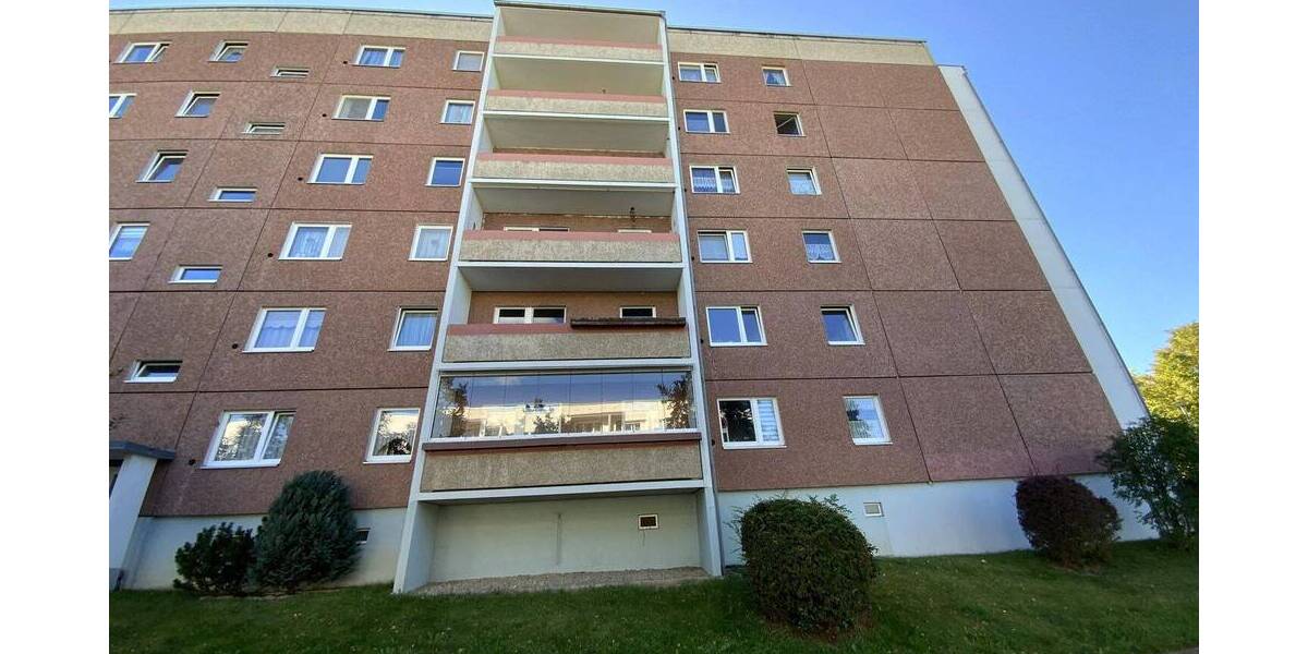 Etagenwohnung Saalfeld - 4 Zimmer, 121 m&sup2;, 105.000&euro; | Angebot:25732022