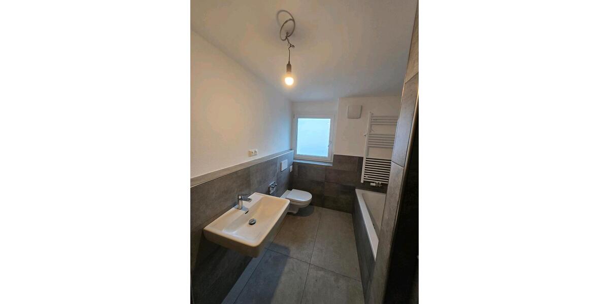 Maisonettenwohnung Kraichtal - 5.5 Zimmer, 135 m&sup2;, 1.250&euro; | Angebot:26317427