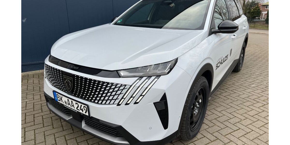 Peugeot 5008 13.850 km 31.800 &euro; Magdeburg 39110