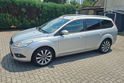 Ford Focus 97.200 km 6.999 &euro; Schönfeld 01561