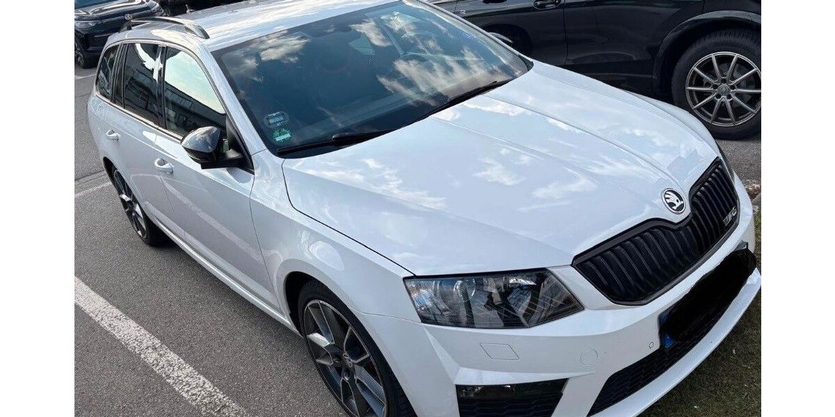 Skoda Octavia 132.500 km 15.900 &euro; Bannewitz 01728