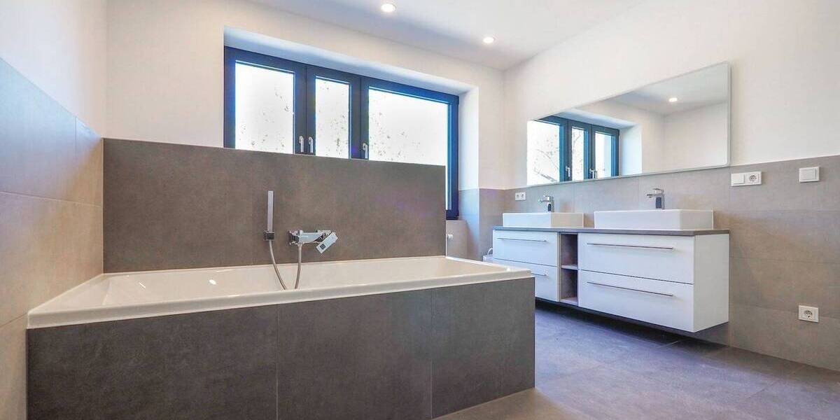 Etagenwohnung Saarbrücken St Johann - 3 Zimmer, 142 m&sup2;, 549.000&euro; | Angebot:26879129