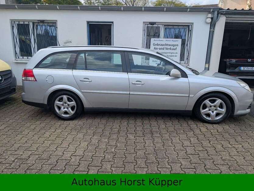 Opel Vectra 300.321 km 1.950 € Düsseldorf 40472