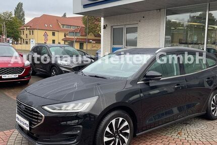 Ford Focus 29.195 km 17.950 € Osnabrück 49090