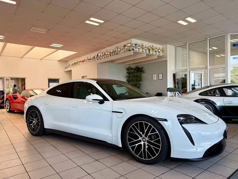 Porsche Taycan 66.319 km 59.850 € Stuhr-Bremen 28816