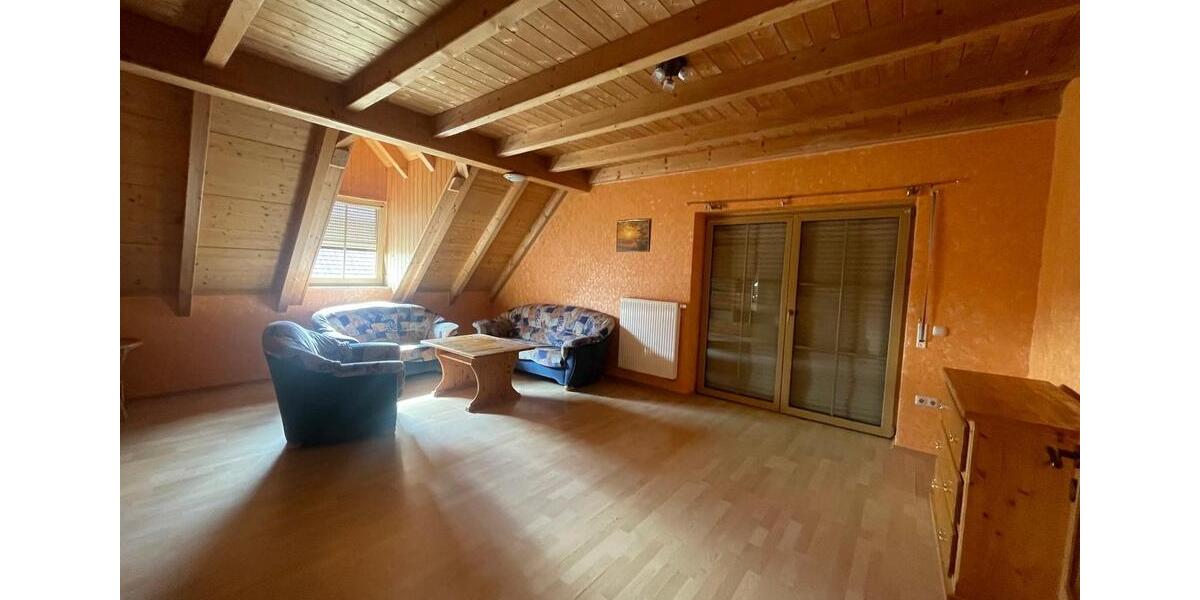 Etagenwohnung Röttenbach - 4 Zimmer, 110 m&sup2;, 1.100&euro; | Angebot:25512581