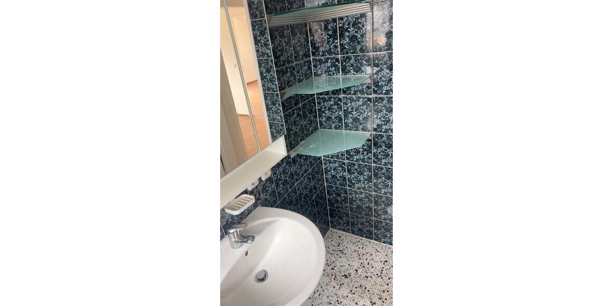 Dachgeschoßwohnung Poppenricht - 2 Zimmer, 69 m&sup2;, 890&euro; | Angebot:26478230
