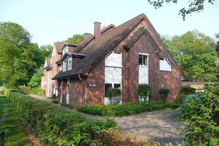 Hude-Süd: Renovierte 3-Zimmer-Maisonettewohnung mit Balkon und Carport 3 zimmer