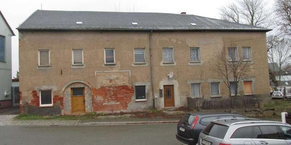 Haus zum Kaufen in Ronneburg 49.000 € 560 m² 8 zimmer