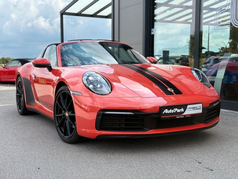 992