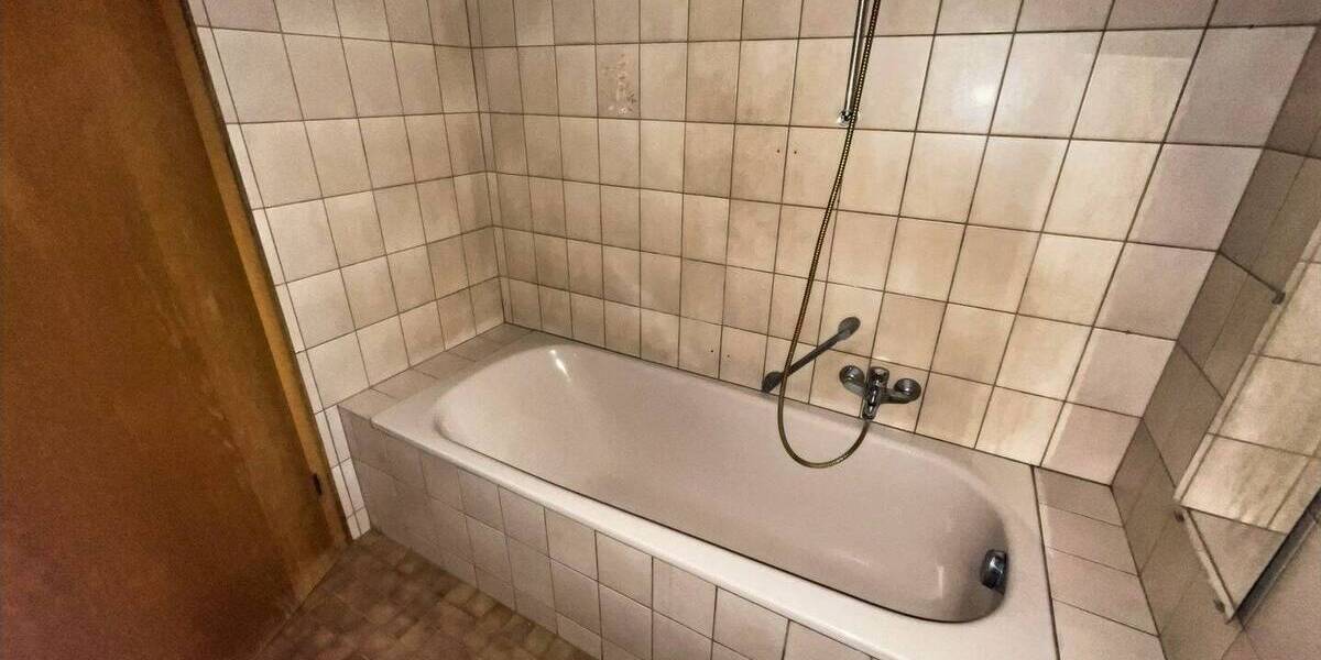 Etagenwohnung Freilassing - 2 Zimmer, 49 m&sup2;, 199.000&euro; | Angebot:26319643