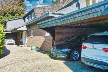 Großzügiges, individuelles, freistehendes Zweifamilienhaus in zentraler, ruhiger Lage von Wiefelstede 1 zimmer