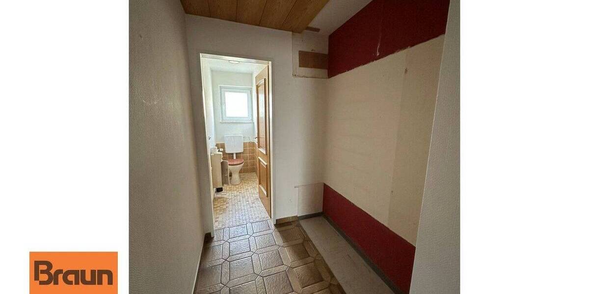 Etagenwohnung Villingen-Schwenningen Schwenningen - 3 Zimmer, 82 m&sup2;, 160.000&euro; | Angebot:26344547