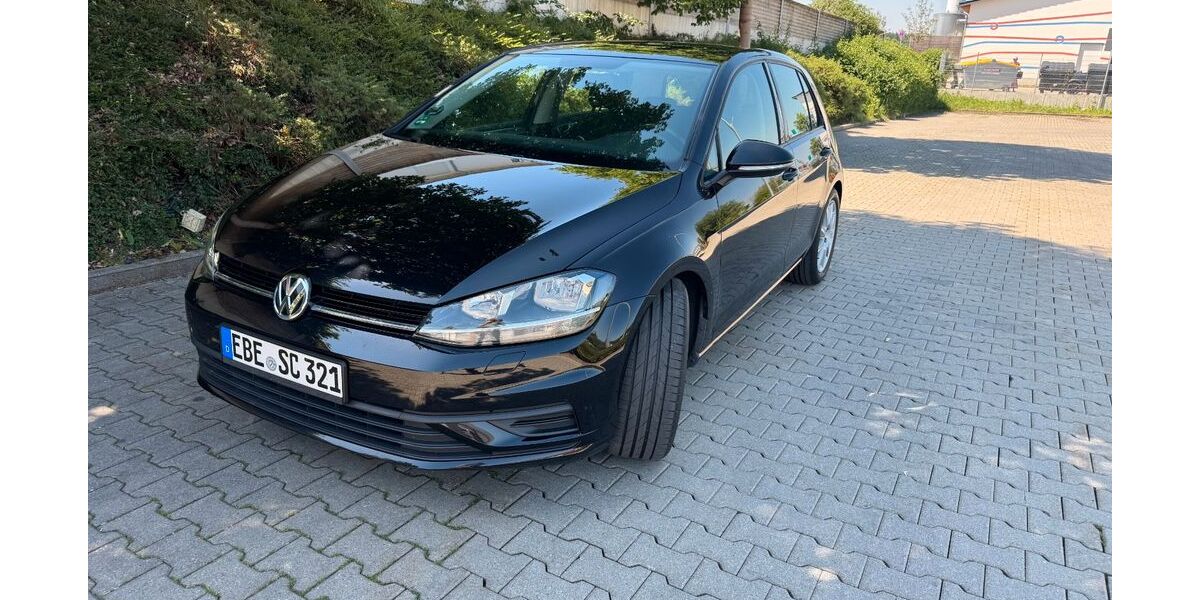 VW Golf 68.014 km 12.750 &euro; Antholing 85625