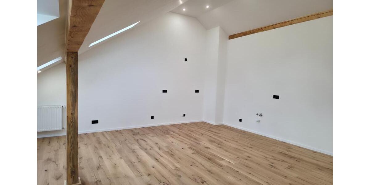 Dachgeschoßwohnung Regensburg Konradsiedlung - 2 Zimmer, 70 m&sup2;, 395.000&euro; | Angebot:24842239