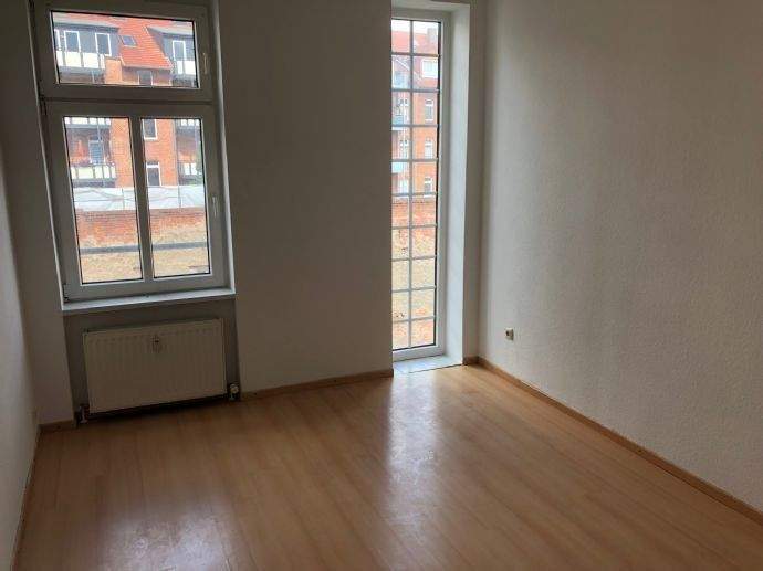 *StudentenWohnung* 2 Raum Wohnung mit EBK Laminat Dusche in der Kurt-Beate-Straße FH Nähe