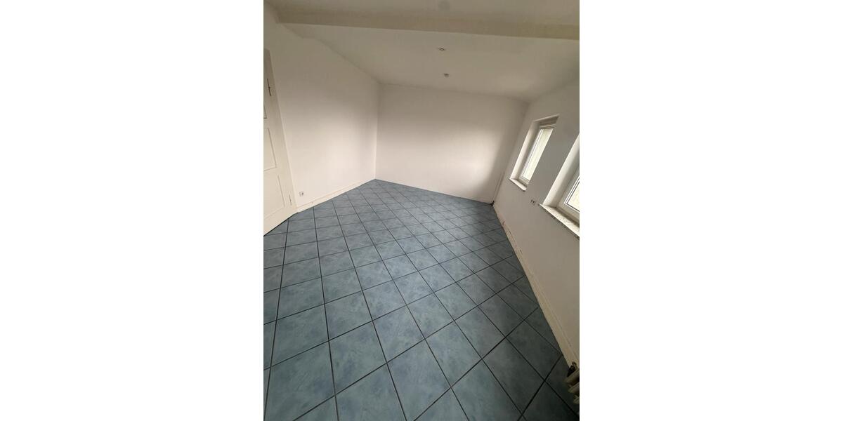 Etagenwohnung Bretten - 4 Zimmer, 18 m&sup2;, 450&euro; | Angebot:25945541