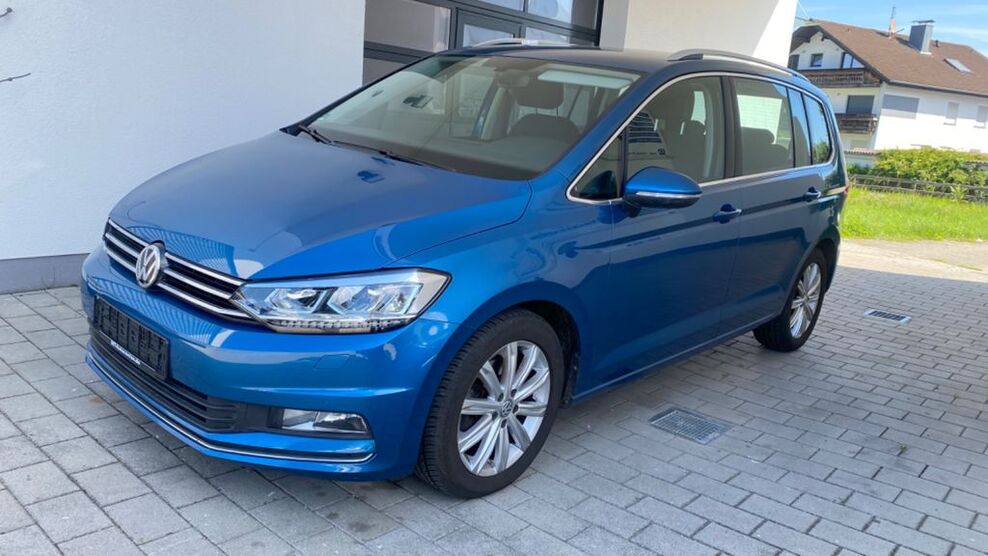 VW Touran 123.200 km 18.490 € Bruchsal-Heidelsheim 76646