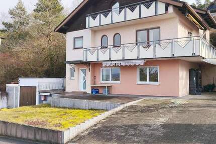 Haus Sulz am Neckar Renfrizhausen - 6 Zimmer, 167 m&sup2;, 390.000&euro; | Angebot:25096996