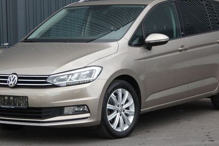 VW Touran 143.900 km 15.790 &euro; Lauingen/Donau 89415
