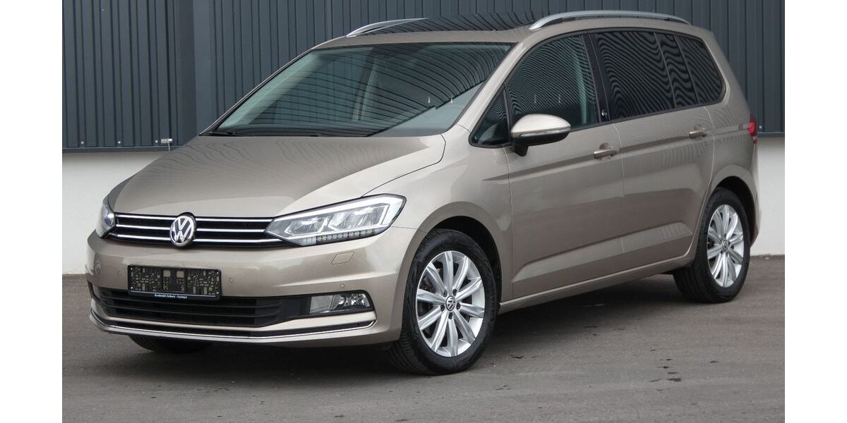 VW Touran 143.900 km 15.790 &euro; Lauingen/Donau 89415