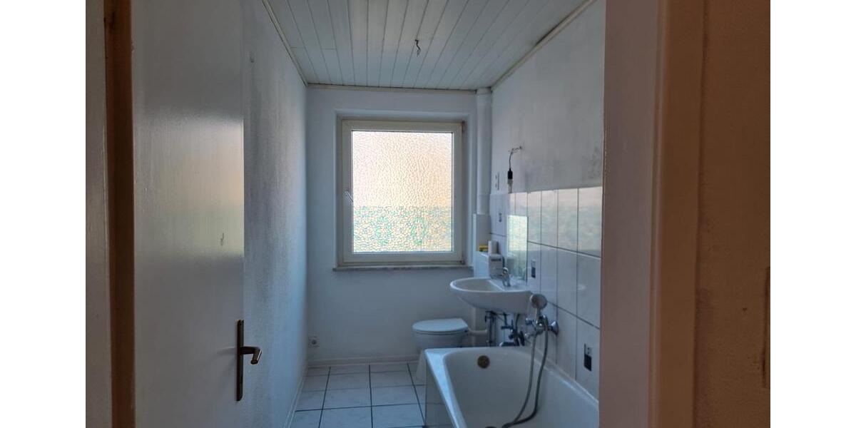 Etagenwohnung Idar-Oberstein Oberstein - 3 Zimmer, 84 m&sup2;, 85.000&euro; | Angebot:27042570
