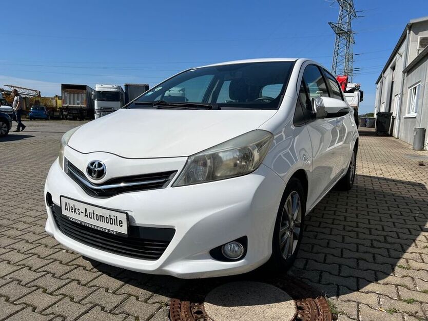 Yaris
