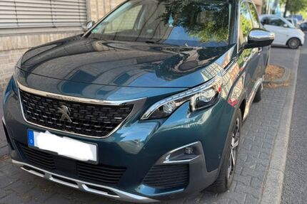Peugeot 5008 182.000 km 14.000 &euro; Frankfurt a.M. 60314