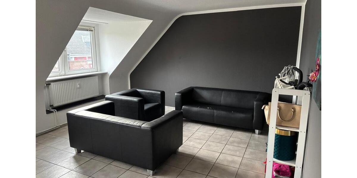 Lichtdurchflutete 3-Zimmer Dachgeschosswohnung in Laurensberg 3 zimmer